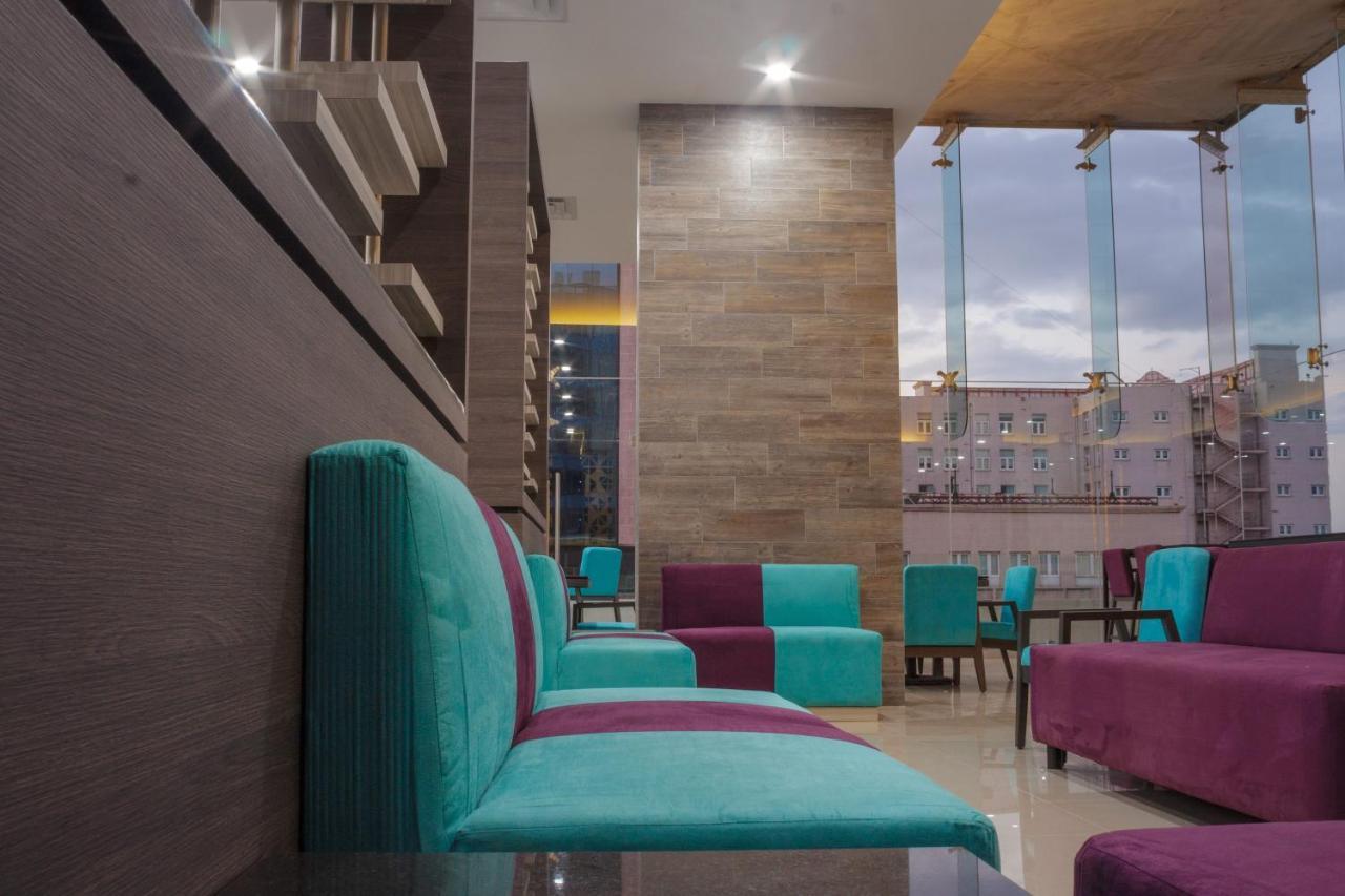 Hotel Kavia Monterrey Dış mekan fotoğraf