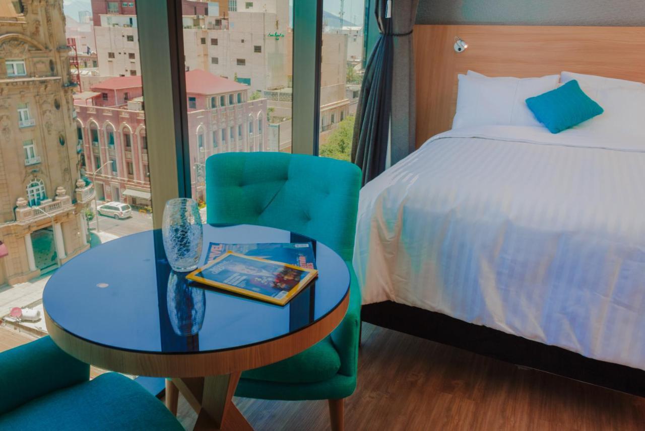 Hotel Kavia Monterrey Dış mekan fotoğraf