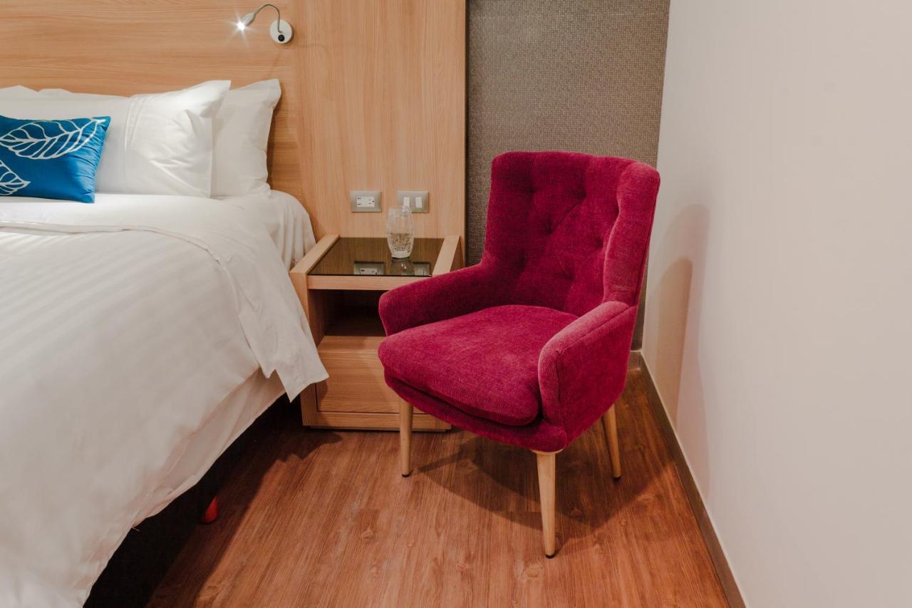 Hotel Kavia Monterrey Dış mekan fotoğraf