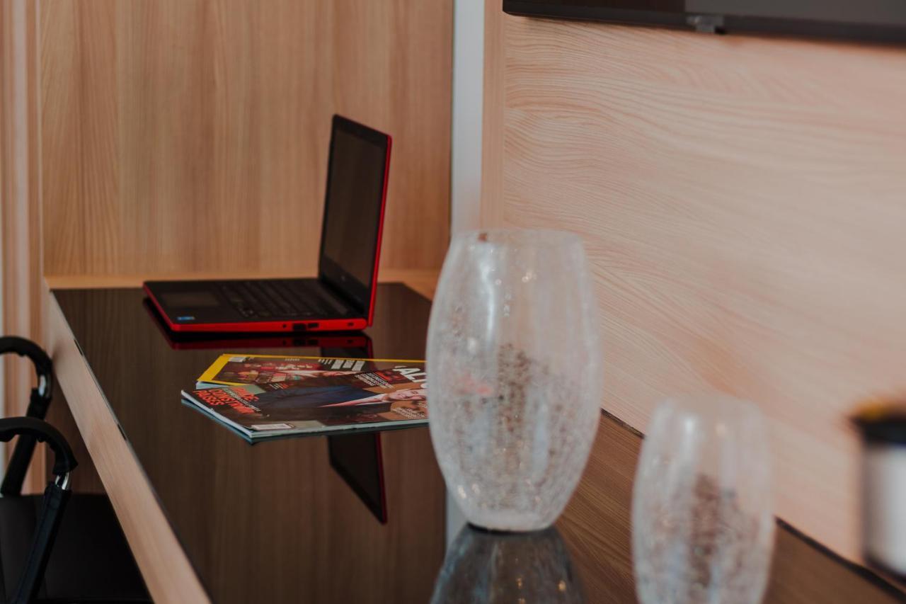 Hotel Kavia Monterrey Dış mekan fotoğraf