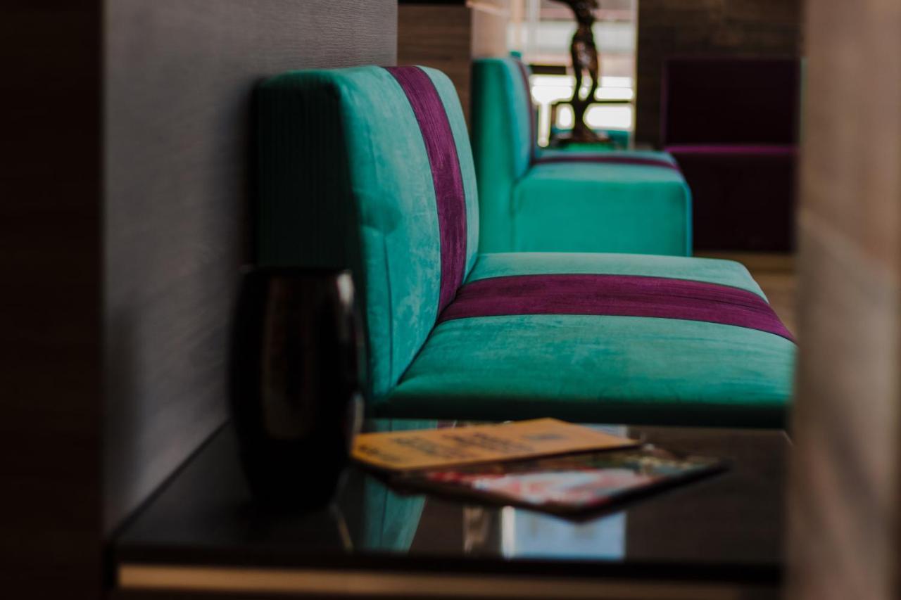Hotel Kavia Monterrey Dış mekan fotoğraf